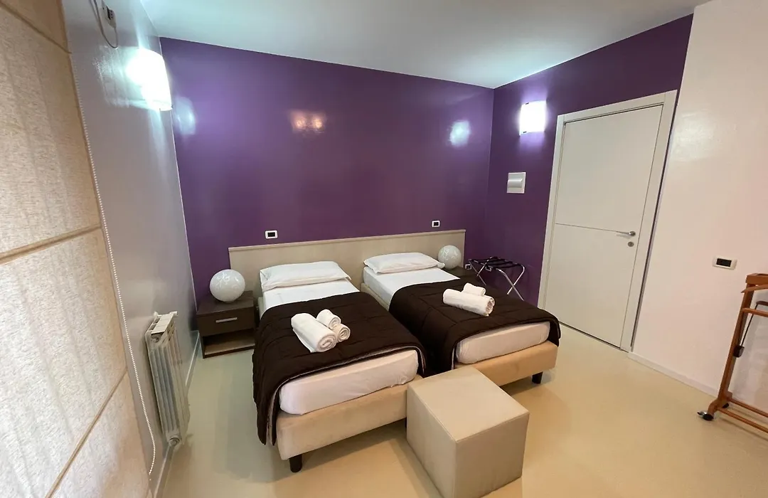 B&B Elia'S-1